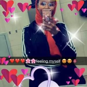 Meet your Posher, Nasteho